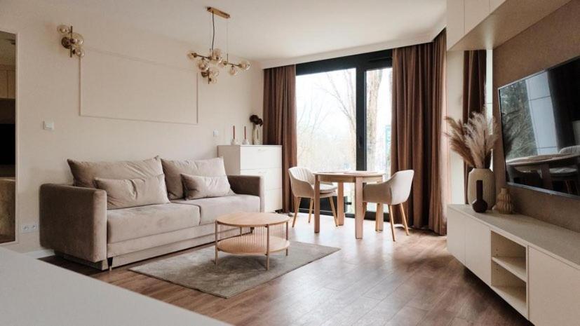 Unia Lublin Elegance Apartments Luaran gambar