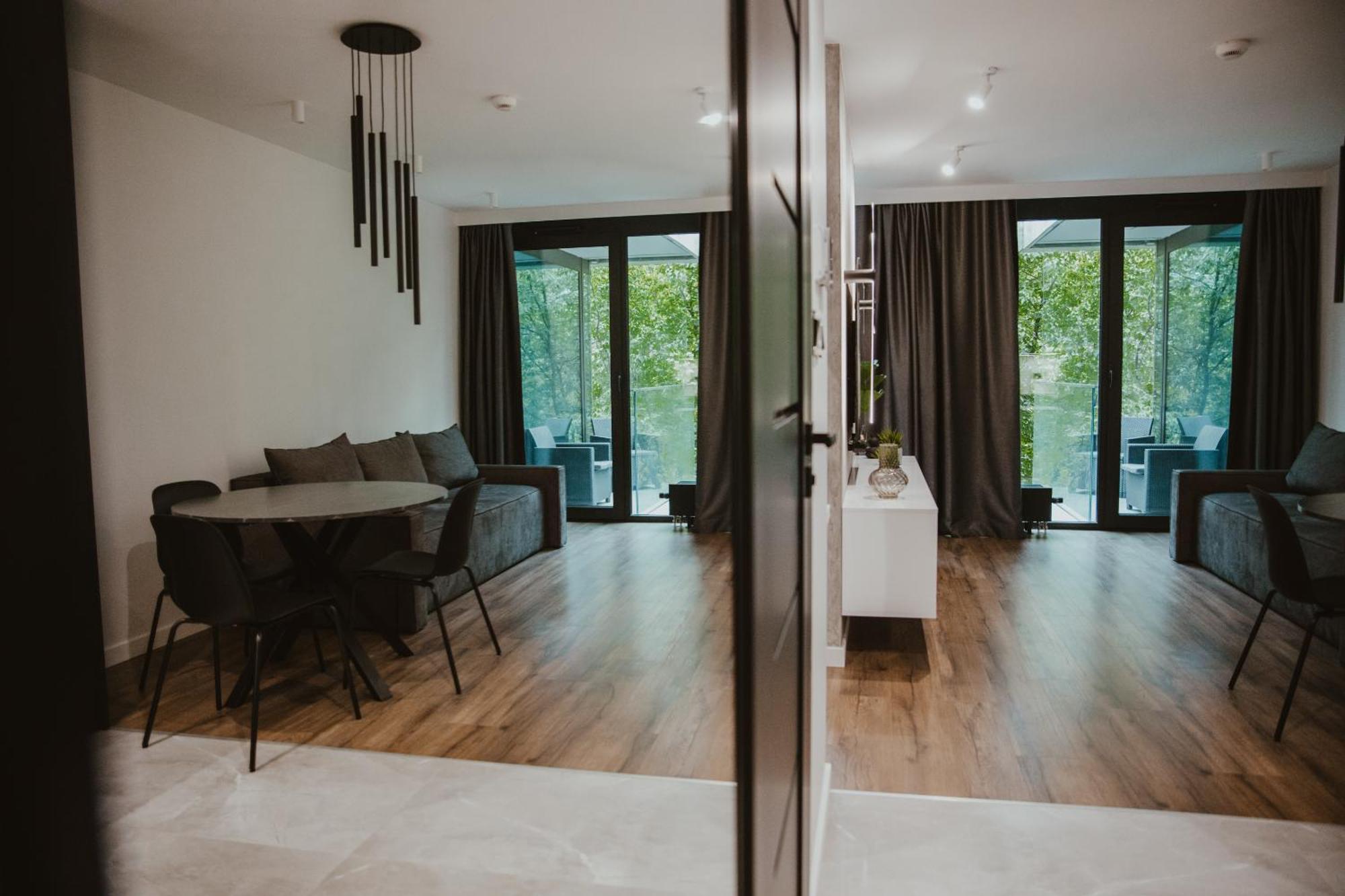 Unia Lublin Elegance Apartments Luaran gambar
